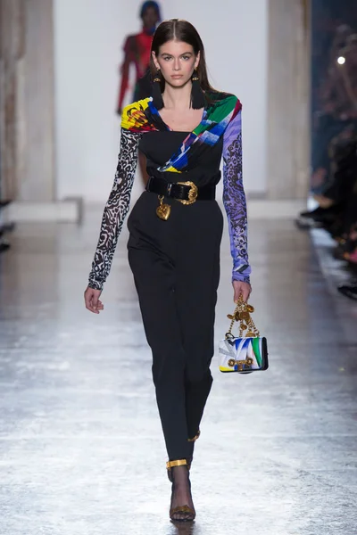 Look 45